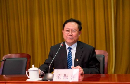 全國道德模范提名獎獲得者范振喜：“農(nóng)民鐵書記”34年踐諾 將窮山村建成“明珠”