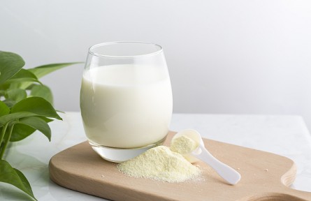 辟謠 | 用蔬菜水沖奶粉防“上火”？吃維生素軟糖補維生素？都是誤區(qū)！