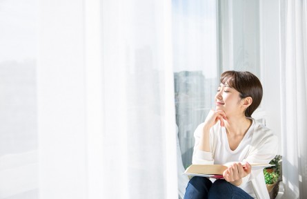 辟謠 | 隔著玻璃曬太陽能不能補(bǔ)鈣？