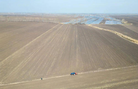 高標準農(nóng)田 high-standard farmland