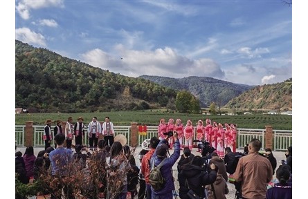 讓好風景變好“錢”景——“網(wǎng)紅村”背后的鄉(xiāng)村振興探索