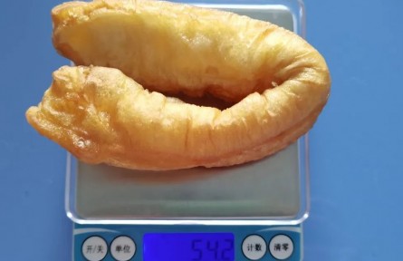 每天吃1根油條，身體會發(fā)生什么變化？油條中鋁含量真的超標？
