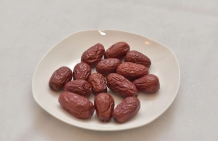 紅棗、紅糖補(bǔ)血嗎？真正補(bǔ)血的是這8種食物，不要吃錯(cuò)！