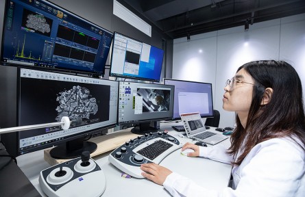 科技名詞|掃描電子顯微鏡 scanning electron microscope；SEM