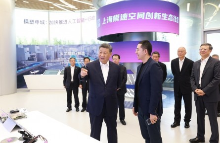 習(xí)近平在上?？疾鞎r強調(diào)  加快建成具有全球影響力的科技創(chuàng)新高地
