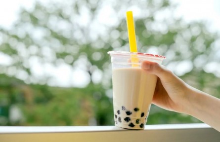 健康問答|年輕人的“續(xù)命快樂水”奶茶為何會導(dǎo)致失眠？