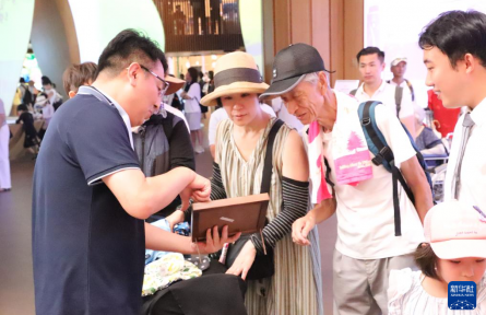 大阪世博會(huì)中國(guó)館參觀人數(shù)突破100萬